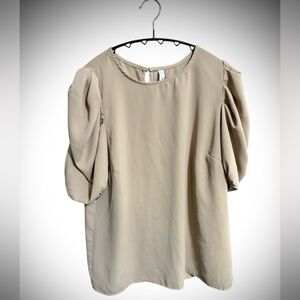 Glam Banana Republic Light Tan Top